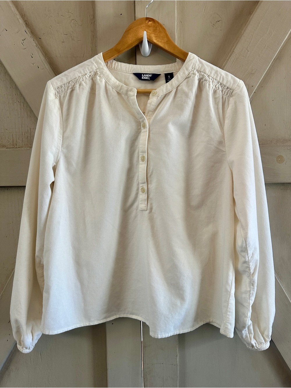Lands’ End White Corduroy Blouse Top Size Small Cotton Long Sleeve Smocked